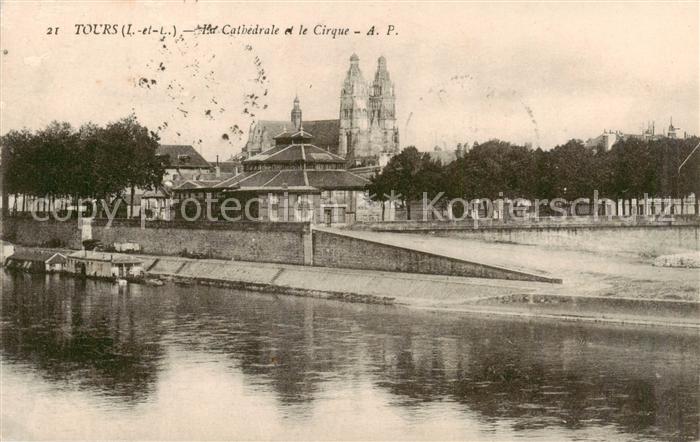 Tours 37 Cathedrale et le Cirque