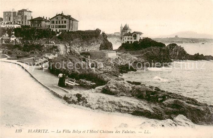 Biarritz Pyrenees Atlantiques La Villa Belza et l’Hotel Chateau des Falaises