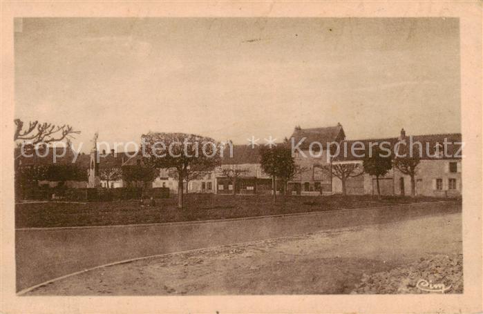 Villeneuve-le-Comte La Place cote Ouest