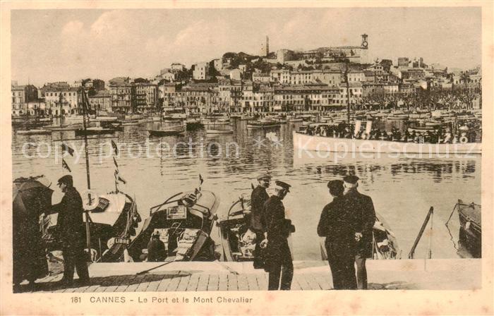 Cannes 06 Le Port et le Mont Chevalier