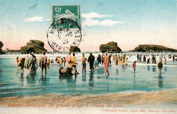 Biarritz Pyrenees Atlantiques La grande plage a l’heure du bain
