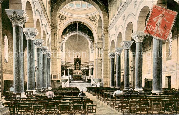 Tours 37 Interieur de la Basilique St Martin