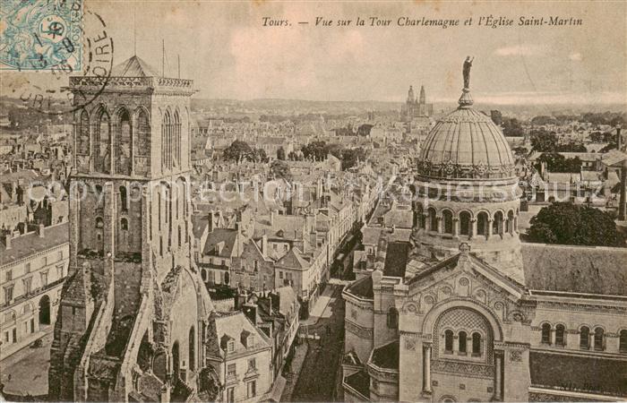 Tours 37 Vue sur la Tour Charlemagne et l’Eglise