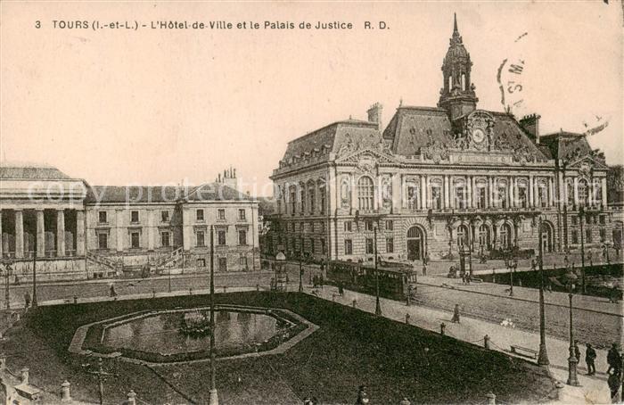 Tours 37 Hotel de Ville et le Palais de Justice
