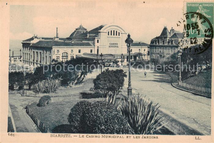 Biarritz Pyrenees Atlantiques Le Casino Municipal et les Jardins