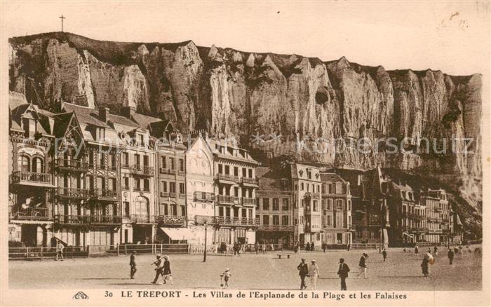 Le Treport 76 Les Villas de l’Esplanade de la Plage et les Falaises