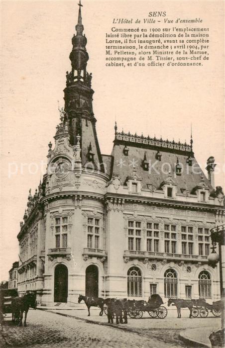 Sens 89 Hotel de Ville Vue d ensemble