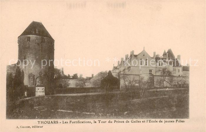 Thouars  79 Deux-Sevres Les Fortifications la Tour du Prince de Galles et l’Ecol