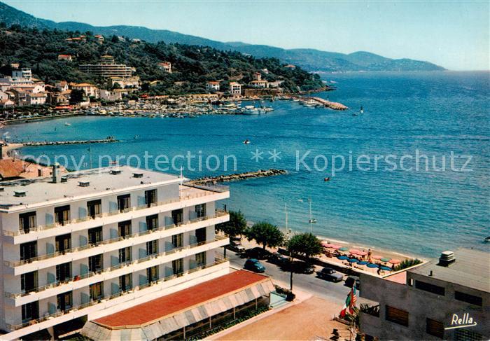 Le Lavandou Le Residence Beach et le Port Au fond le Cap Negre