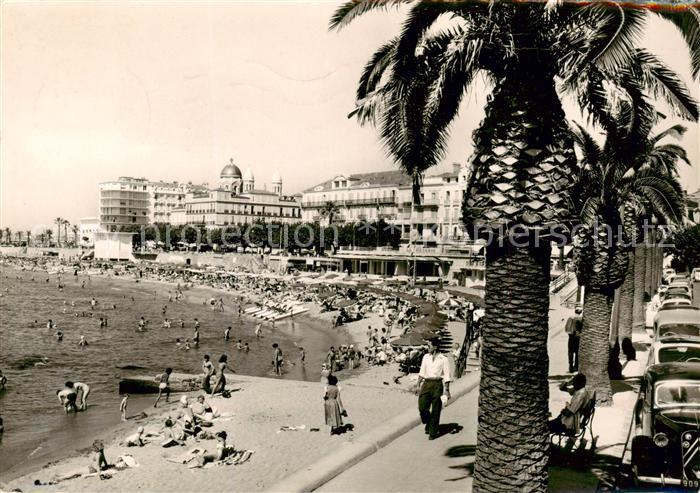 Saint-Raphael 83 Var La plage et la promenade