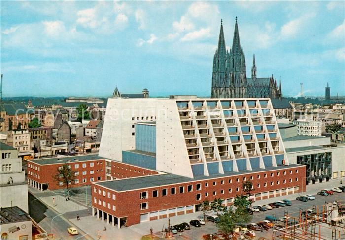Koeln  Rhein Opernhaus Dom