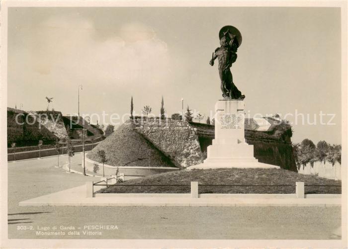 Peschiera del Garda IT Monumento della Vittoria