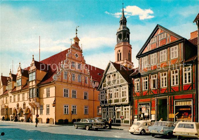 Celle Niedersachsen Rathaus und Stadtkirche