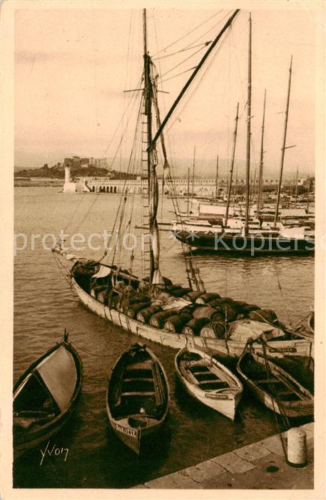 Antibes 06 Alpes Maritimes Le Petit Port et le Fort Carre