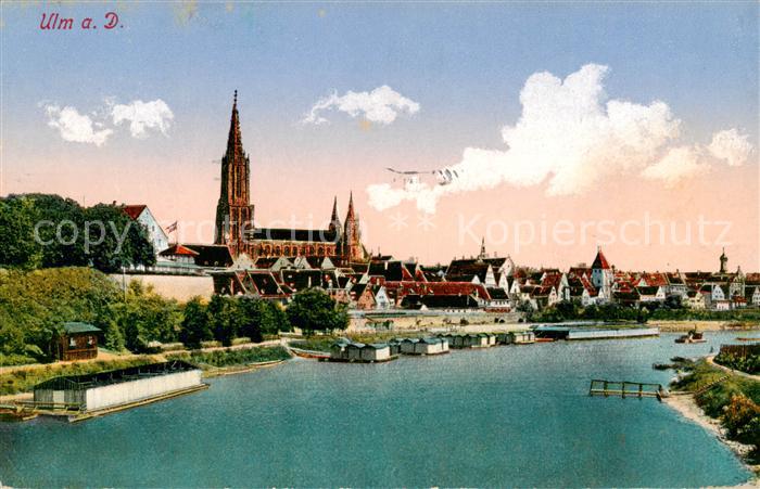 Ulm  Donau Panorama mit Ulmer Muenster