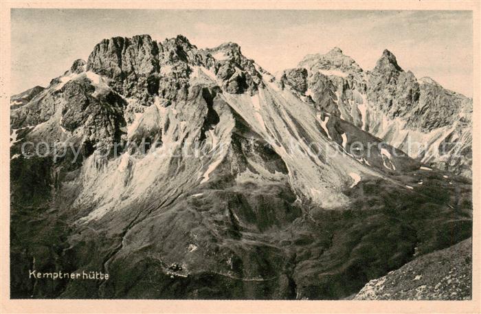 Kemptnerhuette 1845m Heilbronnerweg mit Kratzer und Maedelegabel