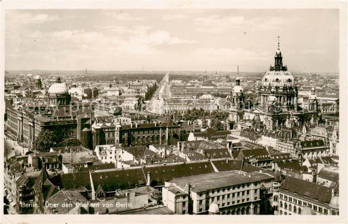 BERLIN  CITY ueber den Daechern von Berlin