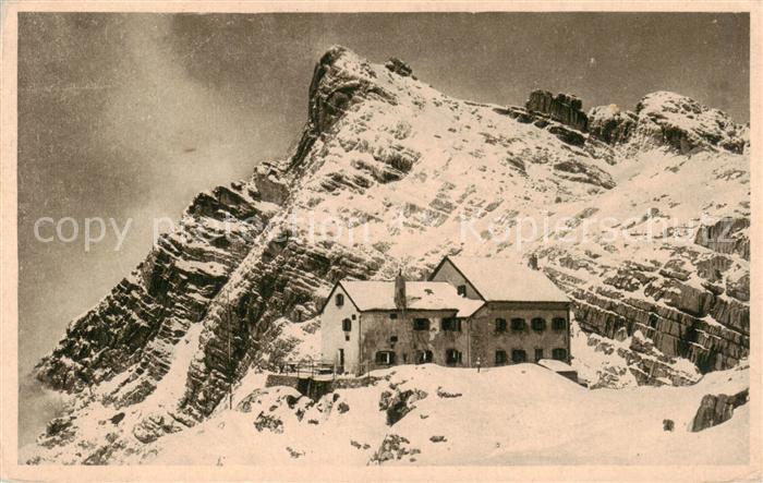 Riemannhaus 2177m Steinernes Meer AT Ramseiderscharte