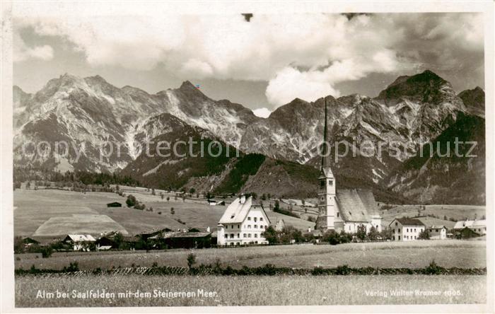 Saalfelden Steinernes Meer AT Alm mit Kirche und dem Steinernen Meer
