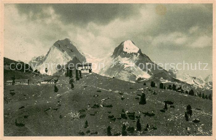 Schachen 1876m Garmisch-Partenkirchen Koenigshaus auf dem Schachen mit Alpspitze