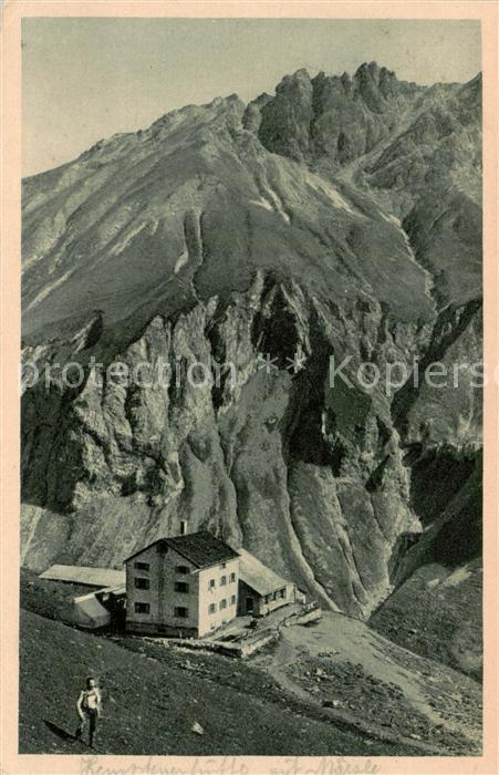 Kemptnerhuette 1845m Heilbronnerweg mit Maerzle