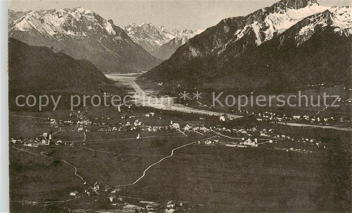 Reutte Tirol mit Hornbachkette