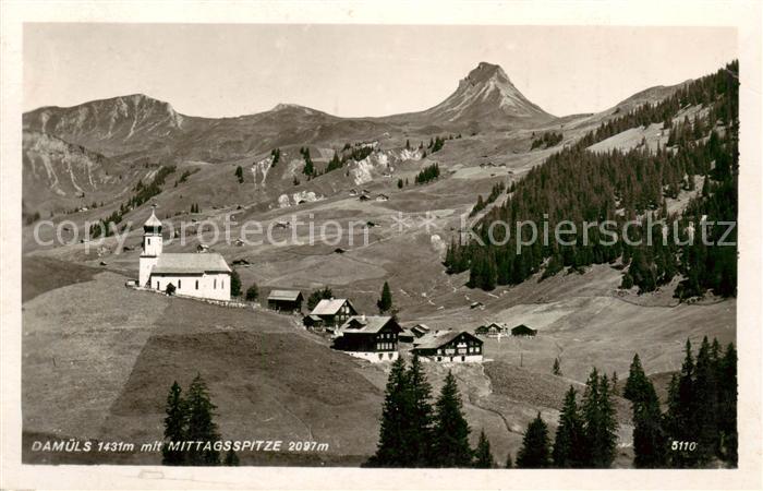 Damuels Vorarlberg AT Panorama mit Kirche und Mittagsspitze