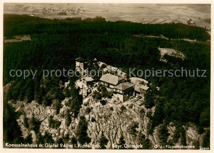 Fichtelgebirge Koesseeinehaus mit Gipfel Fliegeraufnahme