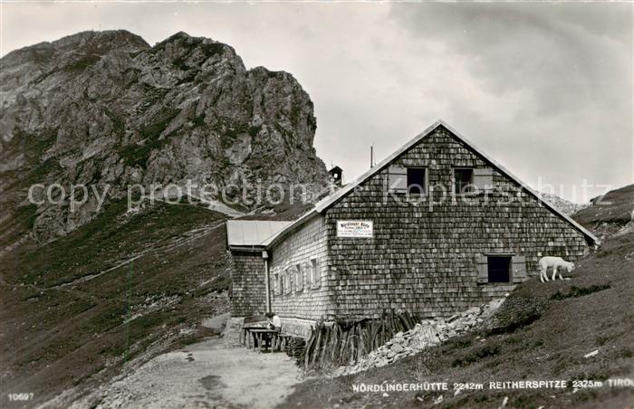 Noerdlinger Huette mit Reitherspitze