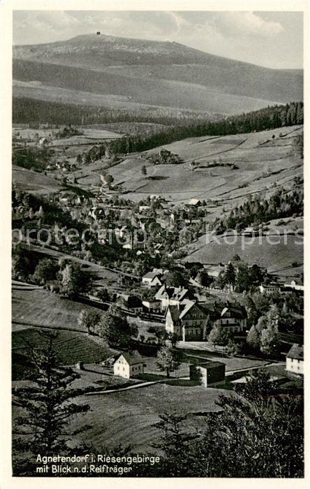 Agnetendorf  Jagniatkow Jelenia Gora Riesengebirge PL mit Blick zum Reiftraeger