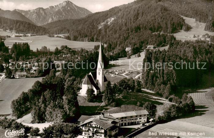 Bad Wiessee Ortsansicht mit Kirche Blick zum Kampen Tegernseer Berge