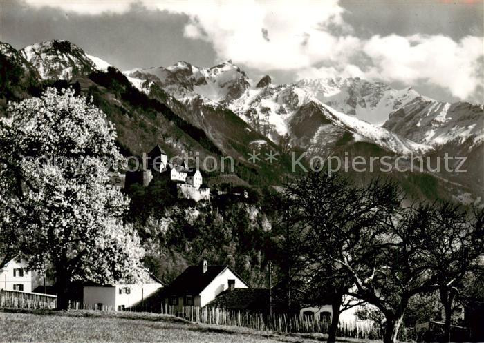 Vaduz Liechtenstein FL Schloss mit Rappenstein und Falknis
