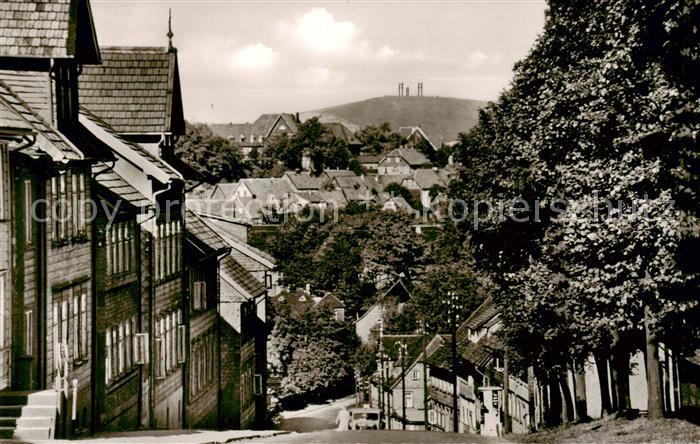 Clausthal-Zellerfeld Goslar Niedersachsen Osterroderstrasse mit Bocksbergblick