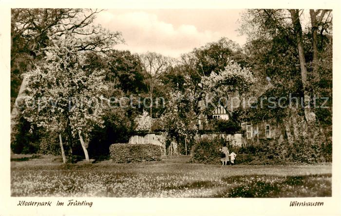Wienhausen Klosterpark im Fruehling