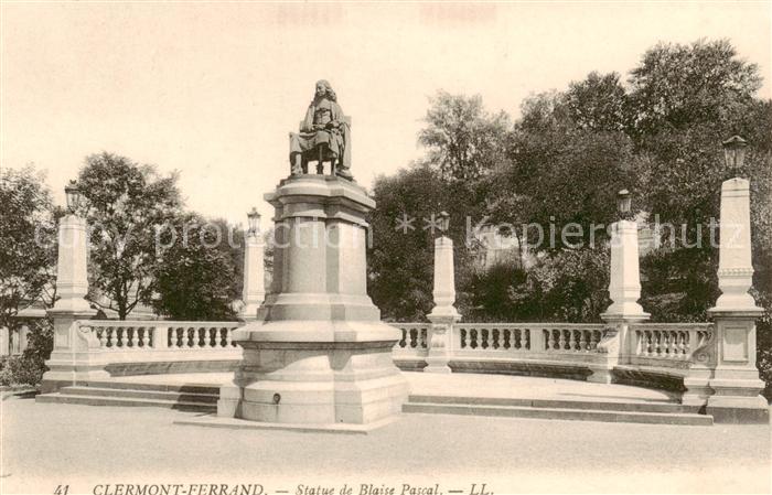 Clermont-Ferrand 63 Statue de Blaise Pascal