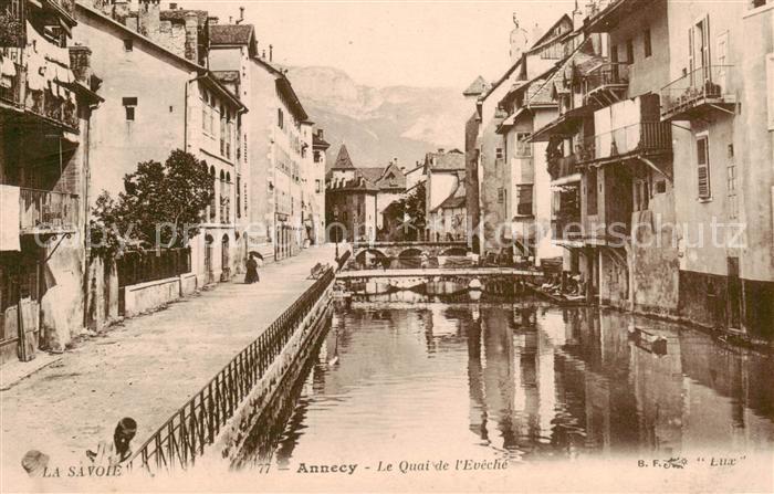 Annecy 74 Haute-Savoie Le Quai de l'Eveche
