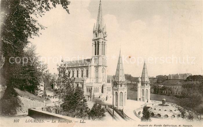 Lourdes 65 La Basilique