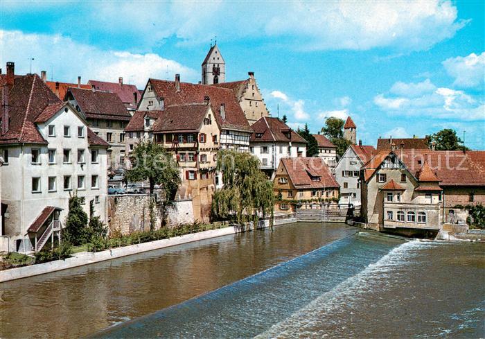Riedlingen Donau Donauwehr mit Muehltoerle und Rathaus