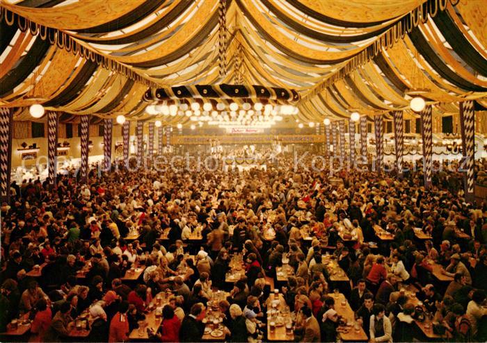 Muenchen Bayern Braeurosl Festzelt auf der Wiesn Oktoberfest