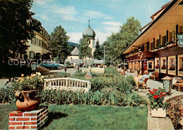 Hinterzarten Breisgau-Hochschwarzwald BW Gasthaus und Kirche