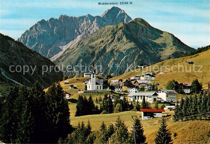 Hirschegg Kleinwalsertal Vorarlberg mit Widderstein