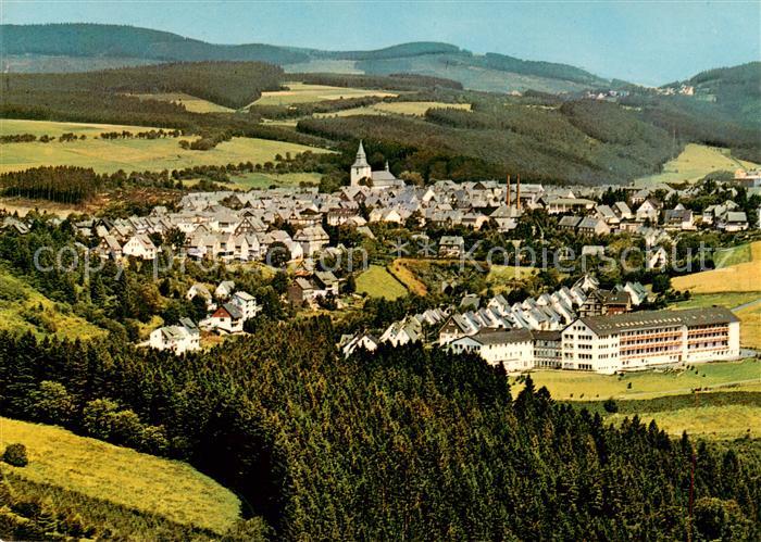 Winterberg Hochsauerland Fliegeraufnahme mit Gaststaette Kahler Asten