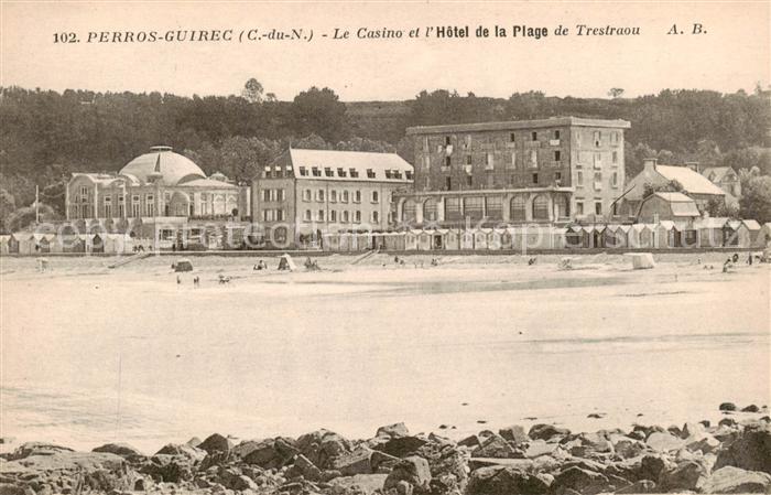 Perros-Guirec 22 Cotes-d Armor Le Casino et l Hôtel de la Plage de Trestraou