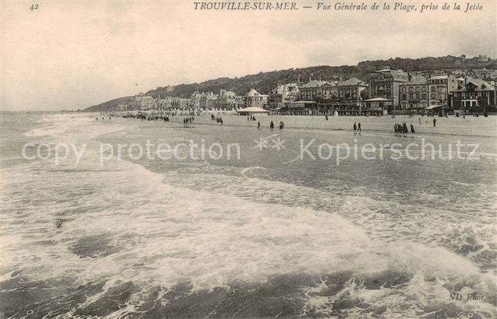 Trouville-sur-Mer Vue Generale de la plage prise de la jetée
