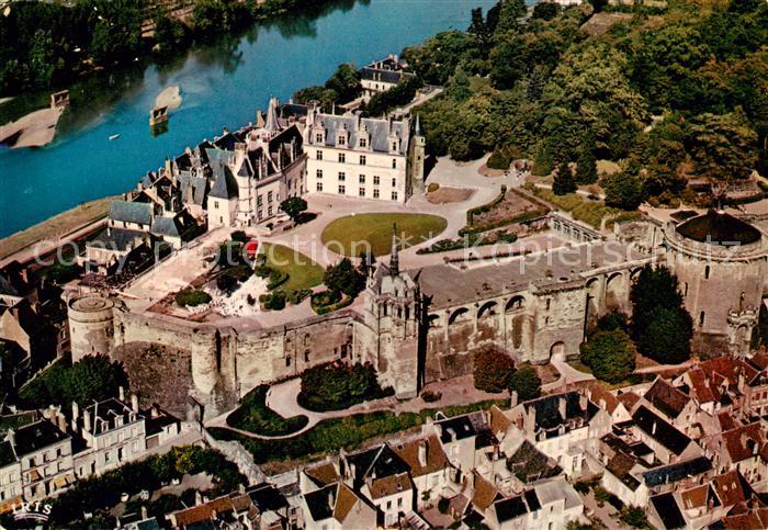 Amboise 37 Le chateau Vue aerienne