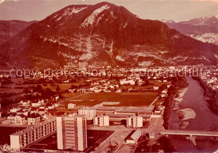 Cluses 74 Haute-Savoie La Sardagne La Tour et le Centre Commercial