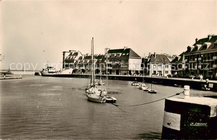 St-Valery-en-Caux 76 Le Quai d Amont