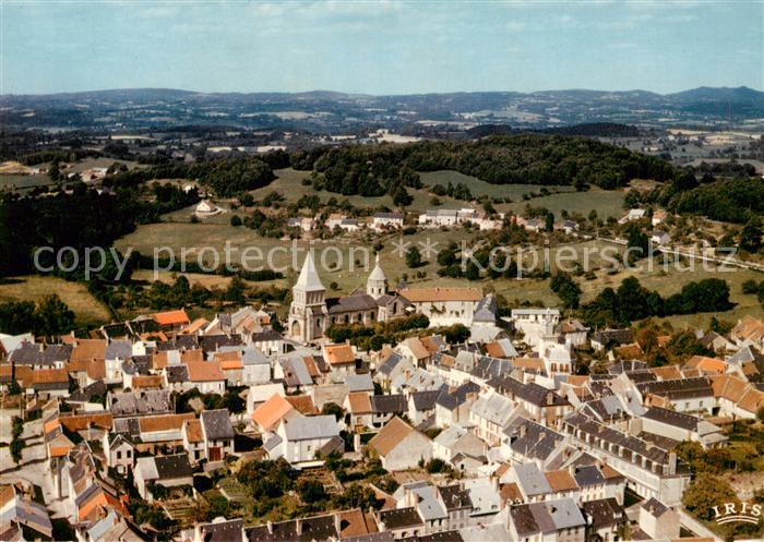 Benevent-l Abbaye 23 Creuse Vue generale aerienne Au loin les Monts de Saint Vau