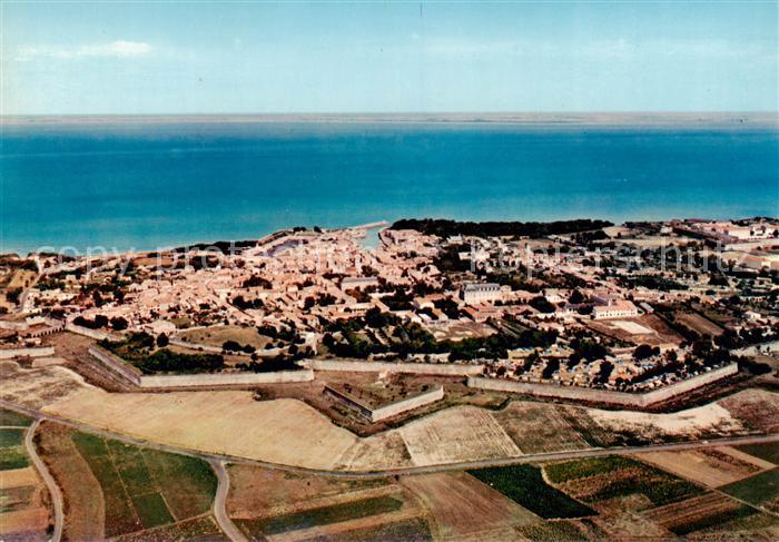 Ile de Re Vue generale aerienne de Saint Martin de Re et de ses Fortifications O