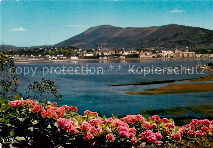 Hendaye 64 Frontiere Franco Espagnole La Baie de Chingudy et Fontarabie en Espag